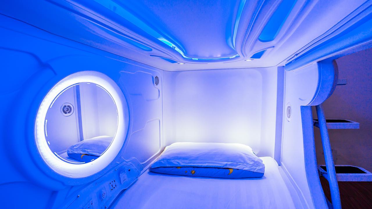 Spacepod@Com Singapore Exterior photo
